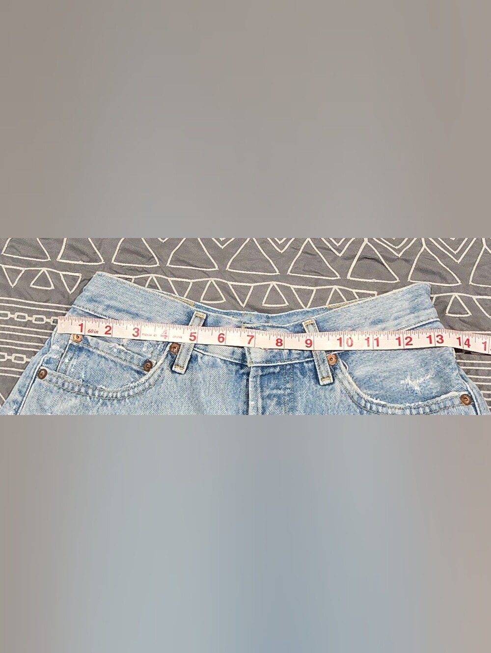 Agolde Parker High Waisted Vintage Cutoff Shorts - Picture 2 of 7
